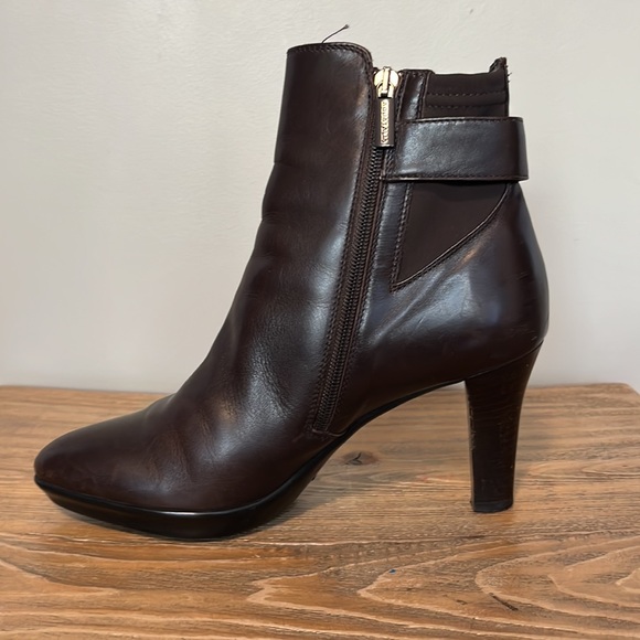 Aquatalia Water Repellent Brown Leather Ankle Boot - Picture 4 of 8